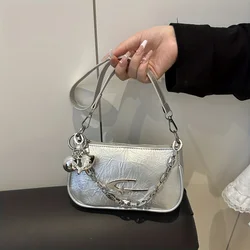 Elegant Women's White Ruched Chain Crossbody Bag - Stylish and Versatile (Silver)