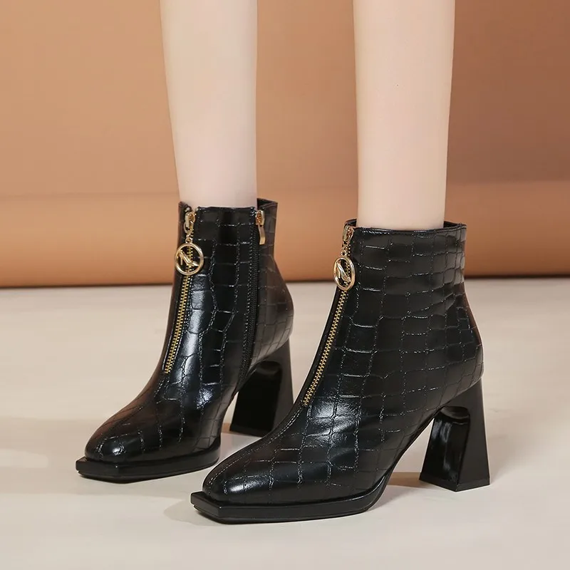 

Square Head Thick Heel Front Zipper Fashion Short Boots for Women 2024 Spring/Autumn/Winter New Velvet Leather Boots