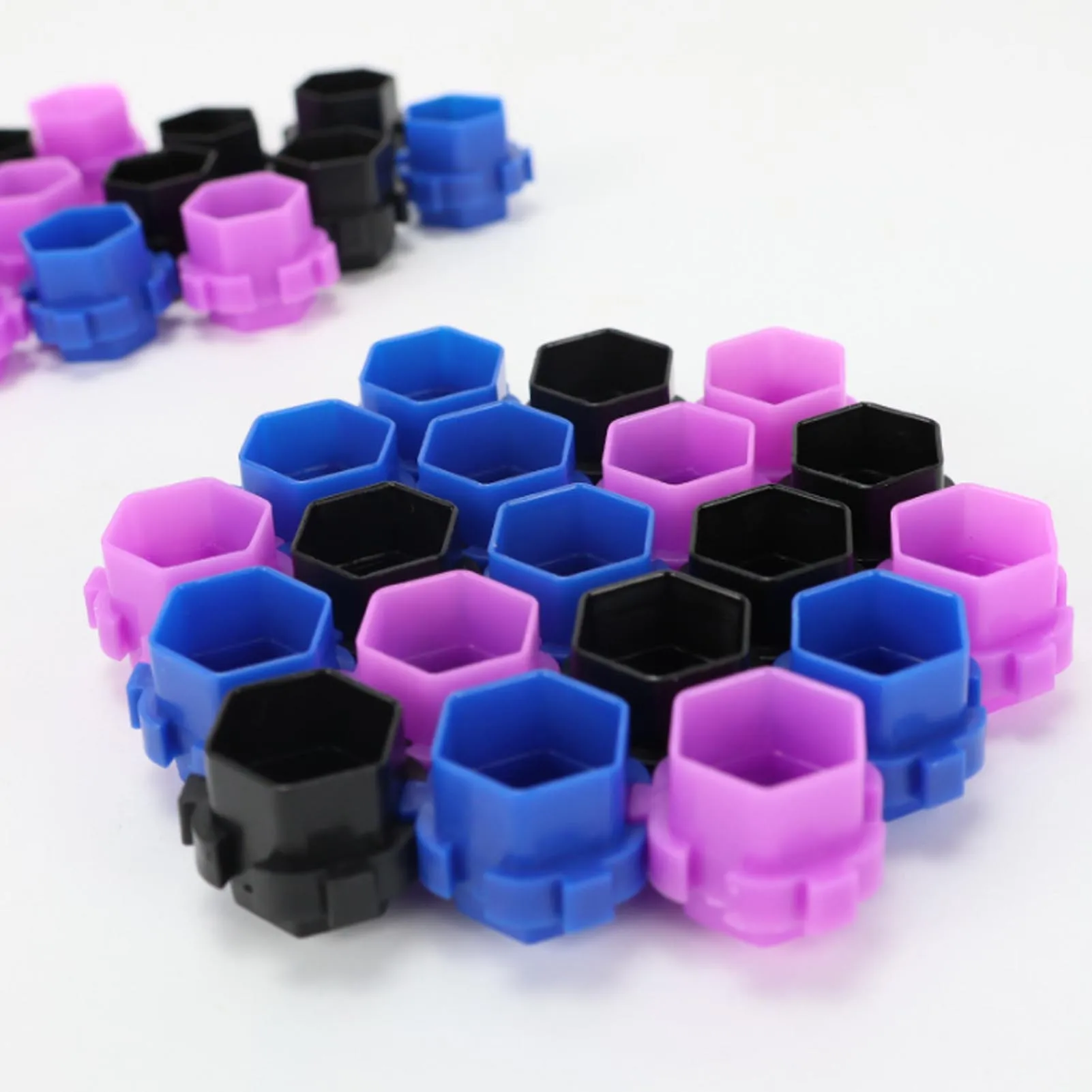 

200pcs Disposable Tattoo Ink Cups Shape Prevent Falling Off Splicable Microblading Pigment Tattoo Cups Holder