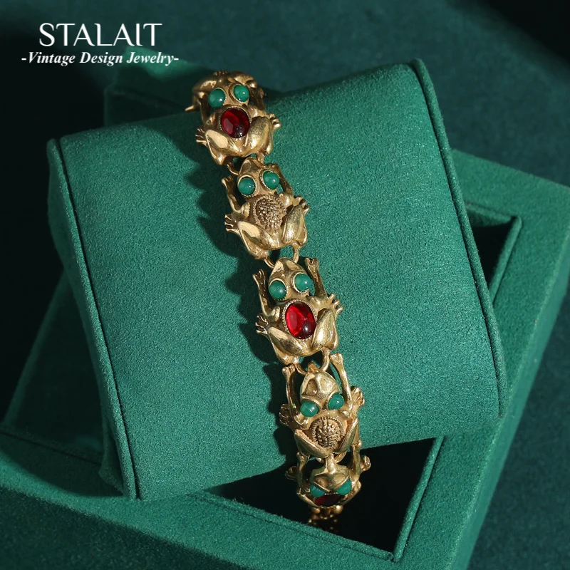 Vintage verstellbares Frosch-Charm-Armband mit Natursteinaugen – 18 Karat vergoldeter, einzigartiger Schmuck für Frauen