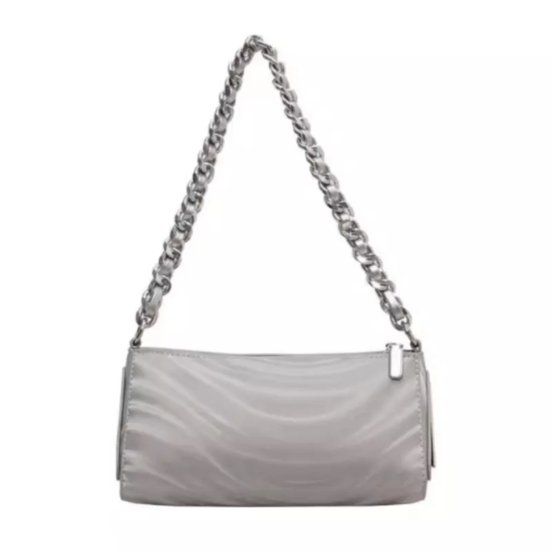 Hot Girl Harajuku Triangle Chain Shoulder Bag Women Iridescent Gradient Handbag Ladies Y2k  Personality Design Shoulder Bag 2025