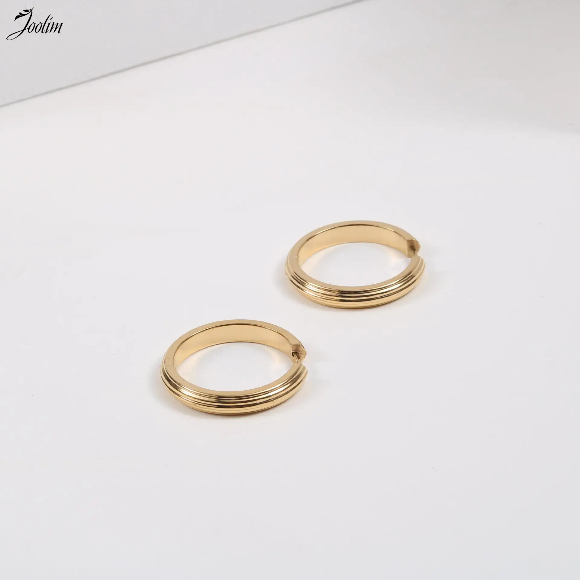 Waterproof & Tarnish Free Fashion Big Hoop Opening Earrings Stainless