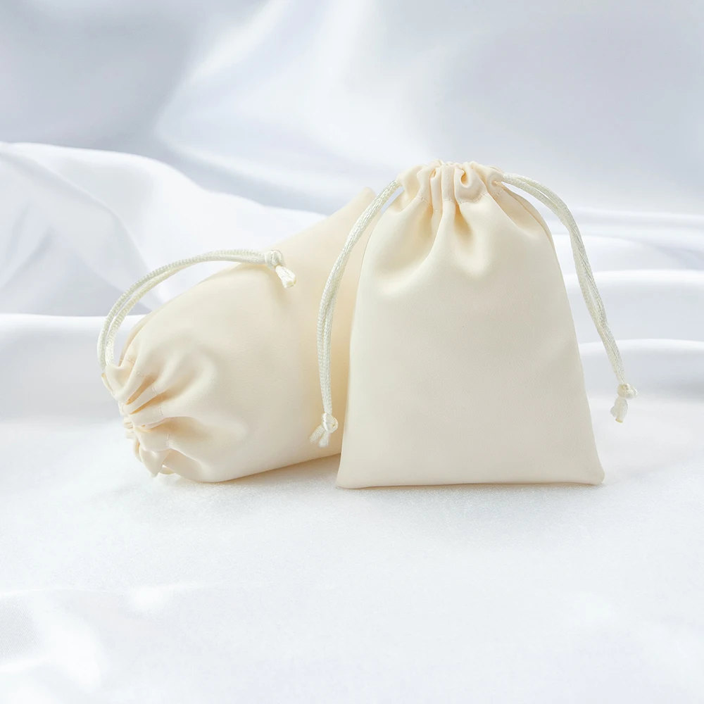 Silk Jewelry Gift Bags for Ring Necklace Packing Wedding Favors Candy Satin Pouches Jewellry Organizer Storage Can Custom Logo