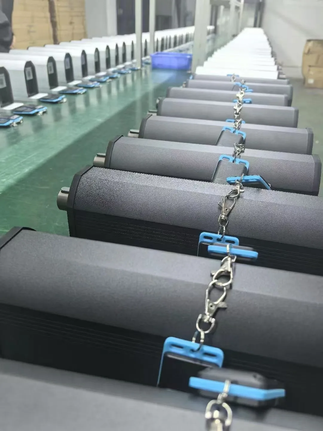 고품질 CSSMFDO-080 측면 장착형 플랫 도어 오프너 리모컨 200KGS 자동 스윙 도어 오퍼레이터 전동 도어 클로저/오프너