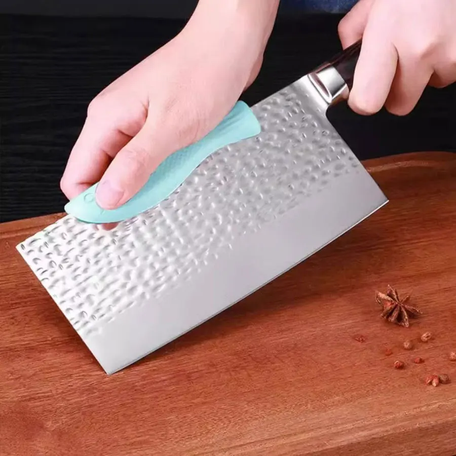 1 Pcs kitchen knife back protective cover, vegetable cutting silicone hand guard, knife cover, bone chopping protector