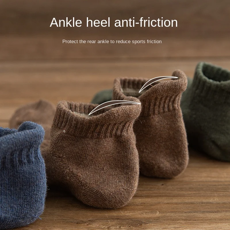 Terry Socks Men's Socks Low Top Thickening Sweat-Absorbing Deodorant Cotton Socks Black White Autumn and Winter Ankle Socks