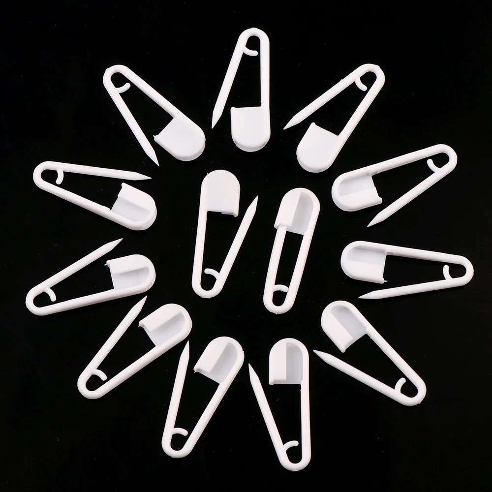 100pcs 플라스틱 핀 흑백 2 색 수제 작은 핀 아동 의류 라벨 안전 핀 DIY 의류 바느질 Supp