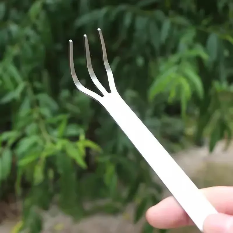 Bonsai Rake Stainless Steel Rake Root Rake Stainless Steel Root Rake 3-Prong Loosen Soil Bonsai Tree Tools with Ergonomic Handle 5