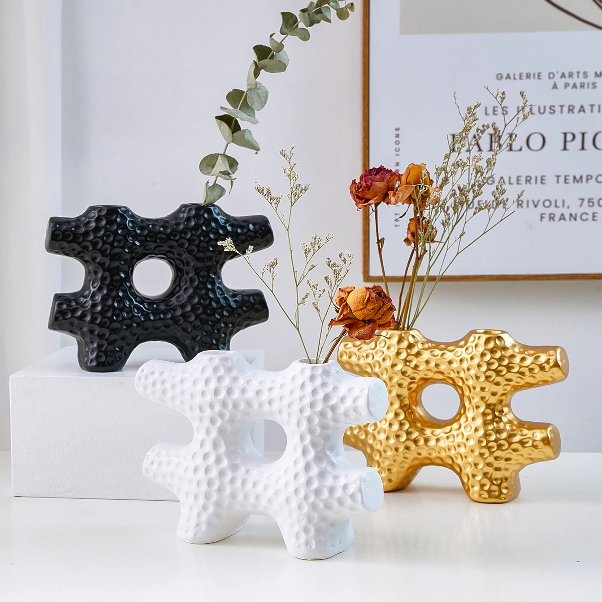 1PC, modern creative peanut-patterned checkered decorative vase, resin material home decorative vase