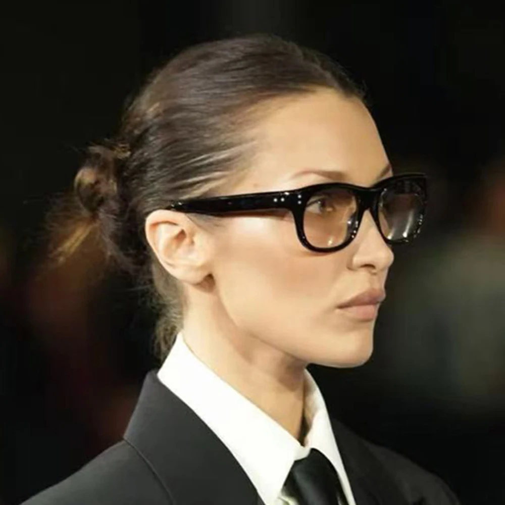 Square Progressive Multifocal Glasses for Women Photochromic Lenses for Near and Far Vision Prescription Glasses 2025