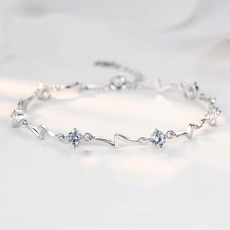 Fashion Jewelry Fashion Bracelet Korean Fashion Blue White Zirconia Elegant Sweet Delicate Silver Color Ladies Jewelry Wedding Party Bracelet