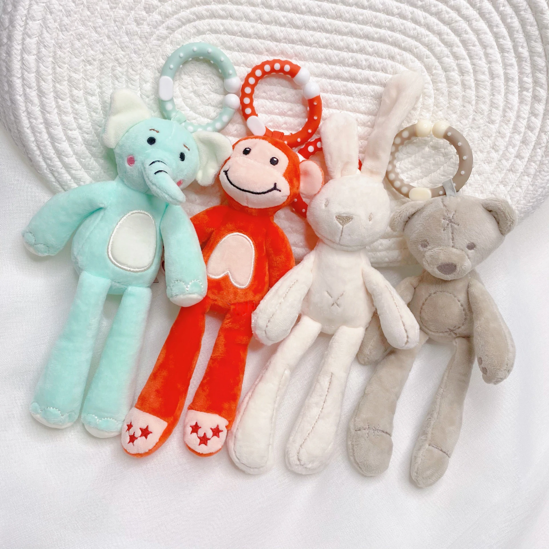 Soft Plush Toys with Wind Chimes for Bed Crib Car Seat Stroller Cartoon Bunny Bear Elephant Animal Stuffed Hanging Rattle Toys