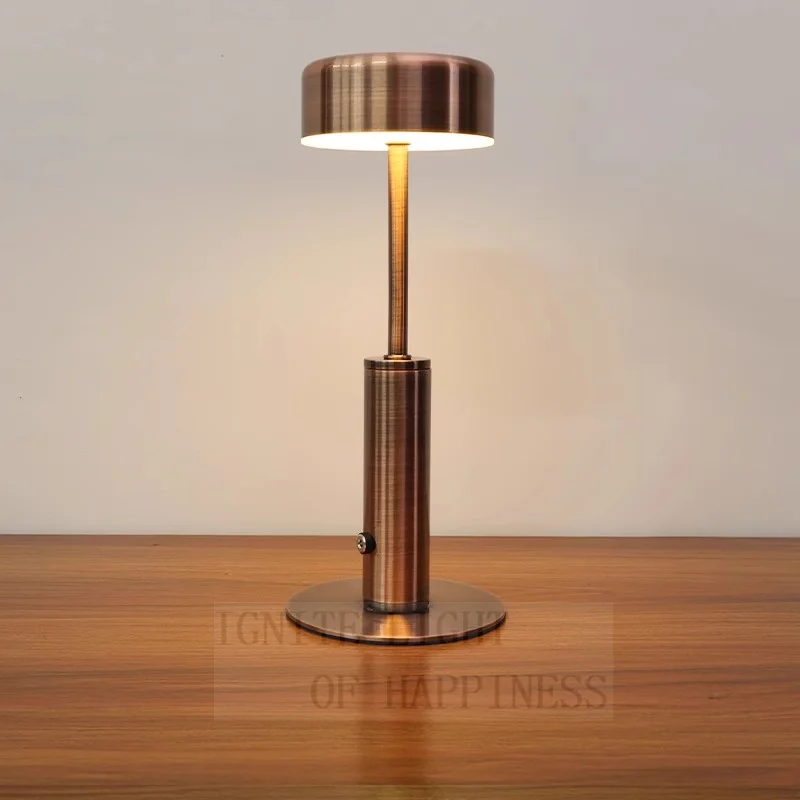 Lampada Da Tavolo Da Bar Led Creative Bar Light Ricarica Touch Dimming Ristorante Lampada Decorativa Clear Bar Atmosphere Night Light Tre-T