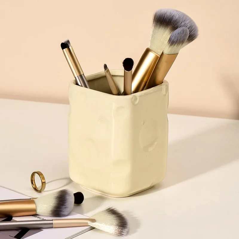 Nordic Home Decoration Bathroom Organizer Makeup Brush Holder Storage Canister Cosmetic Container Ceramic Pen Holder For Office 4