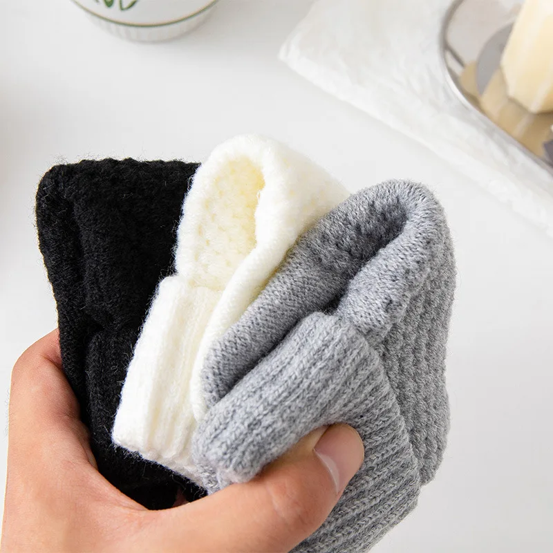 

2023 Anti-slip And Cold-proof Knitted Gloves For Men And Women Winter Plus Fleece Thickened Couple Warm Wool Game Touch Screen