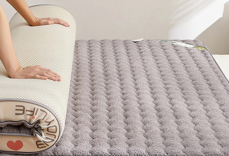 Description Picture 4 of itemLamb Fleece Memory Cotton Double Household Mattress Anti-pressure Non-deformation Thick Sleeping Pad Warm Bed Mattress in Winter