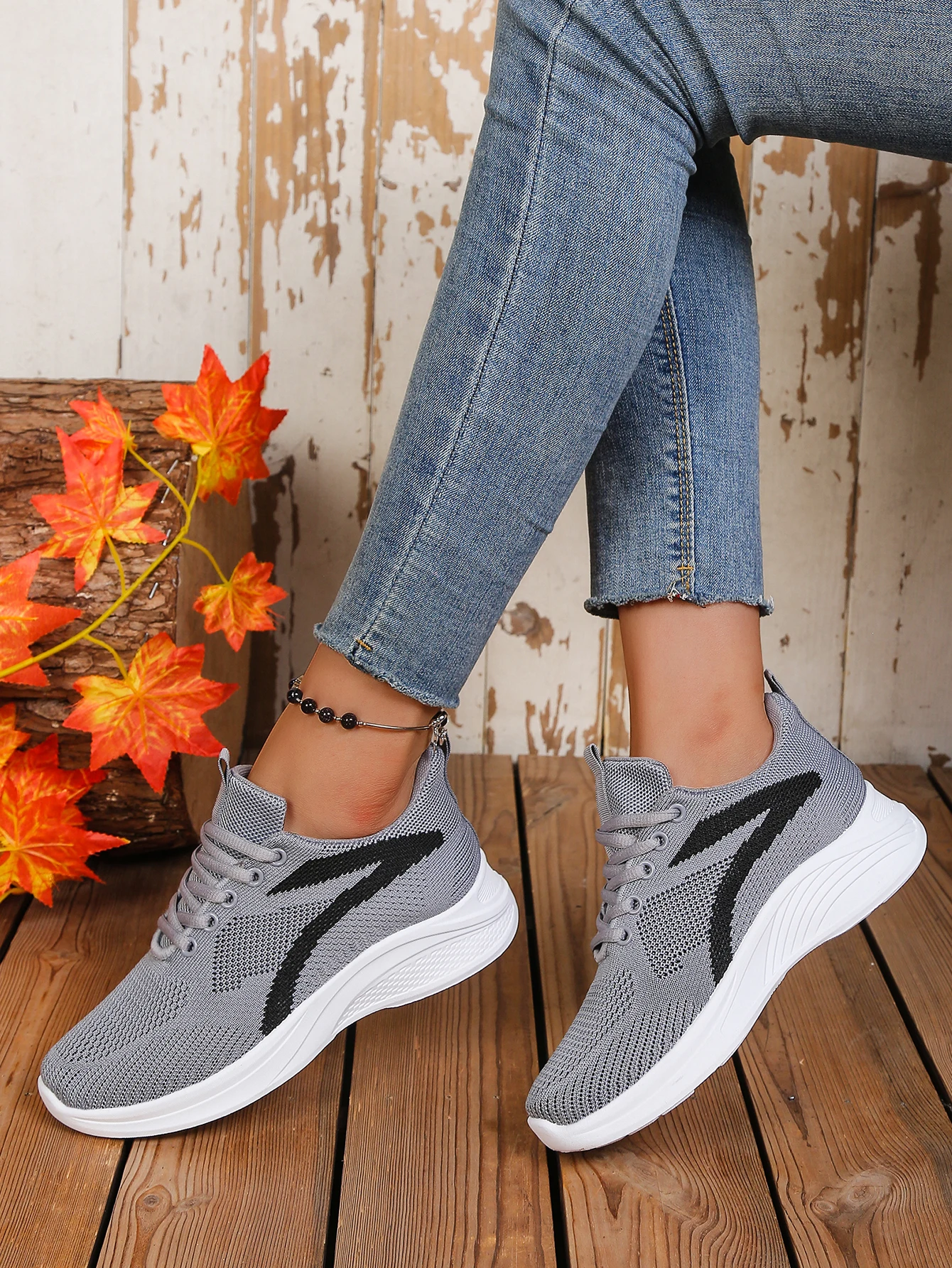 Women’s breathable lightweight sports shoes for outdoor running and walking 08