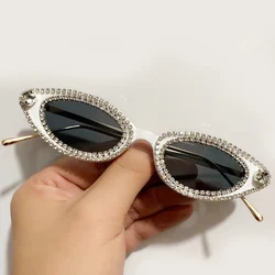 Glamorous Rhinestone Cat Eye Fashion Sunglasses (As the picture)