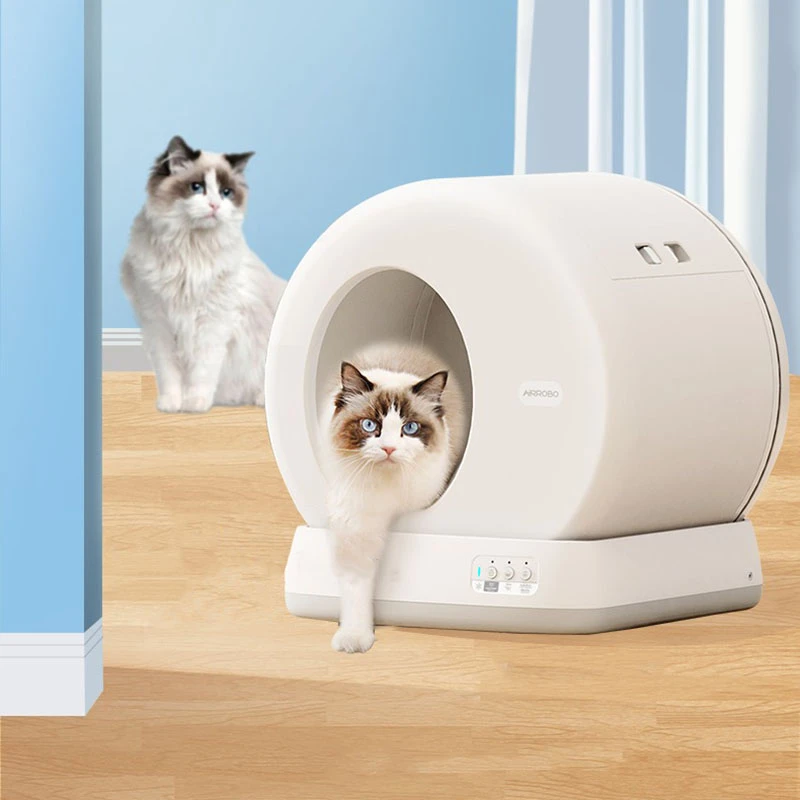 Petato Footloose Litter Box Offers Health Tracking For Multiple Cats