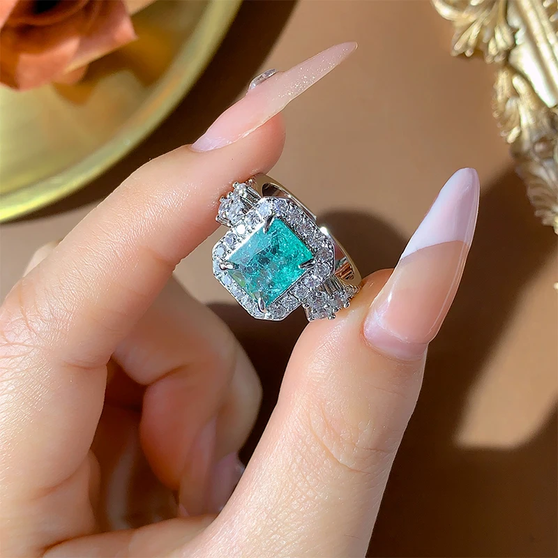 Elegant Women's Adjustable Teal Gemstone Ring in 925 Silver Plating