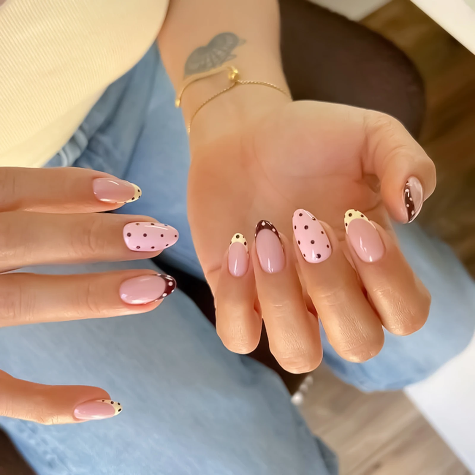 Faux ongles amande rose nude imprimés à pois, 24 pièces, ongles français jaunes/rouges à presser, manucure DIY estivale, faux ongles portables 1