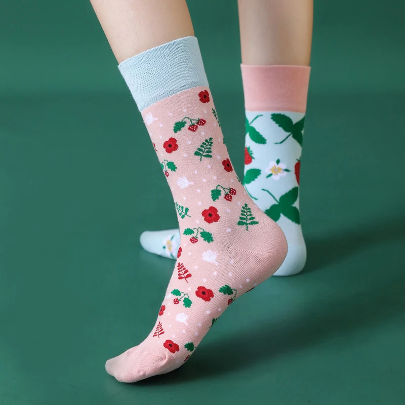 Рисунок 4 - Мужские и женские носки 2022