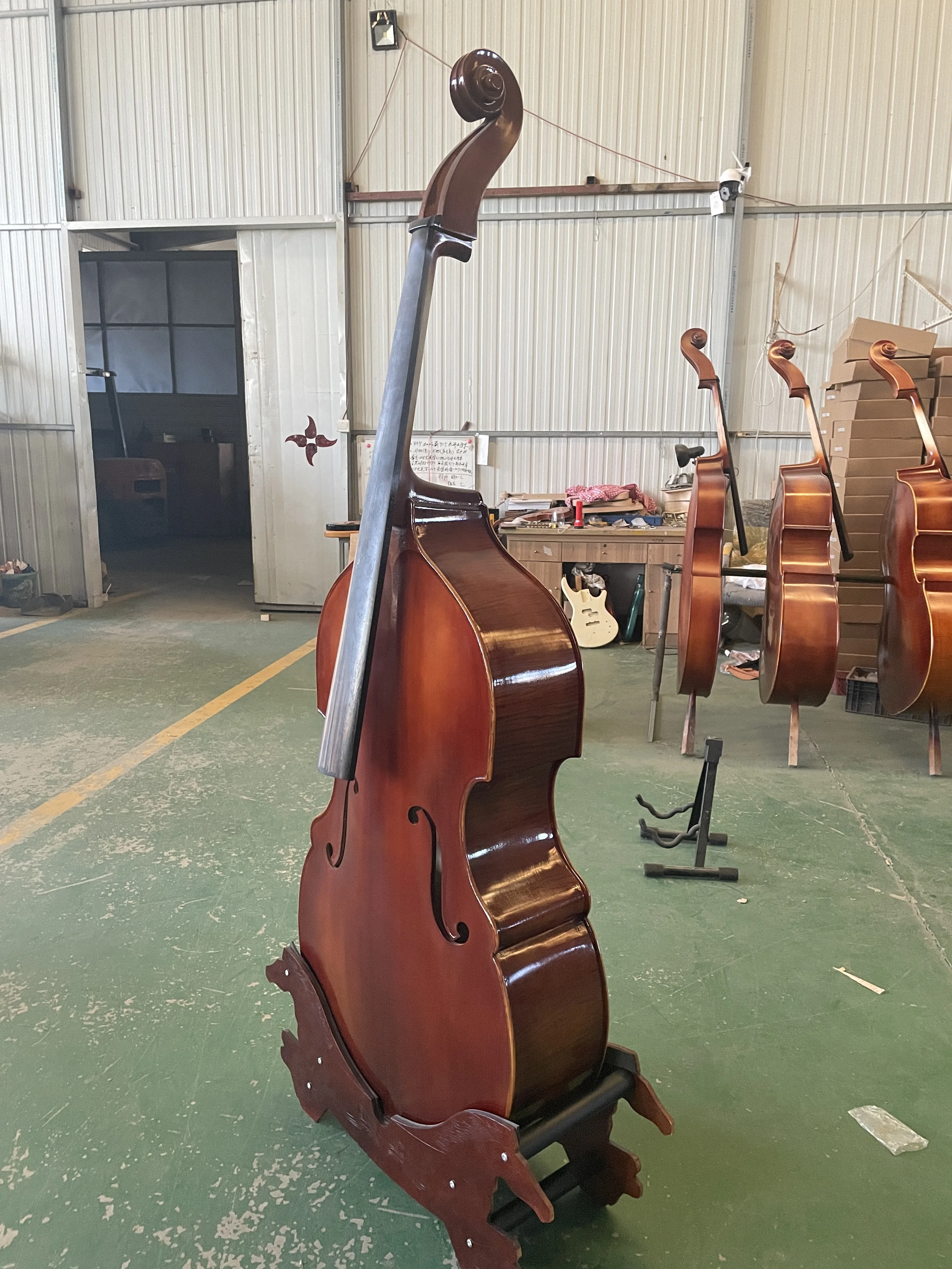 Double bass, high quality, shovel maple back, spruce lion head, upright control, all accessories, 3/4