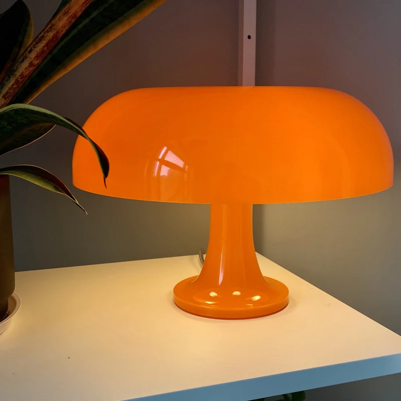 Modern minimalist LED orange White mushroom table lamp led night lamp table lamp imported from Italy designer bedroom bedside table lamps