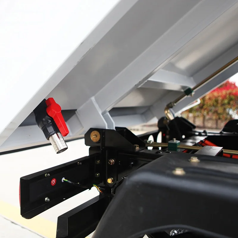 Рисунок 6 - Электромобиль для перевозки мусора