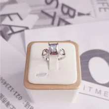 

2022 Cute Woman Rings Korean Fashion Gothic Accessories Cross Square Color Zirconium Ring Gold Jewelry Engagement Ring Anillos