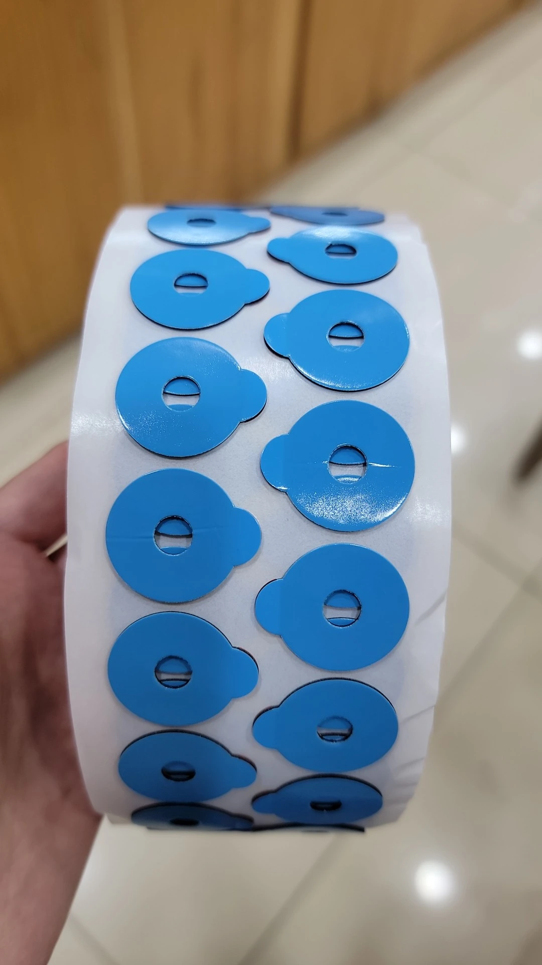 

Processing Double-Sided Adhesive Sticker ESSILOR Processing Sticker Machine Common Model 22mm Good Adhesion