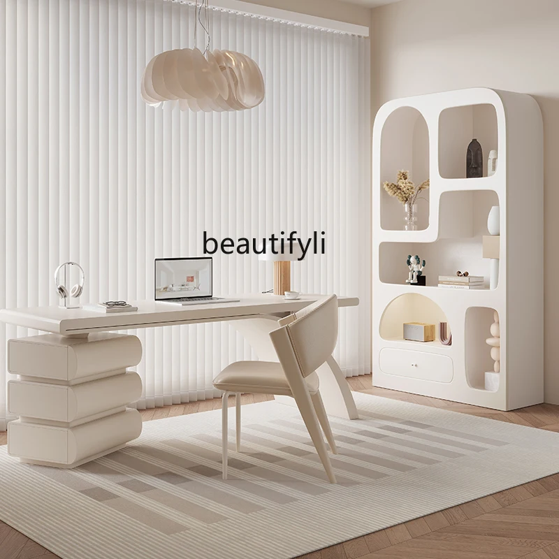 Рисунок 4 - Скандинавский кремовый стильный входной шкаф