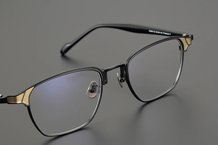 Nobler Eyeglasses Stylish Look