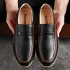 Men's Breathable Leather Business Casual Formal Shoes Trendy Comfortable Wear-resistant Youth Model 3