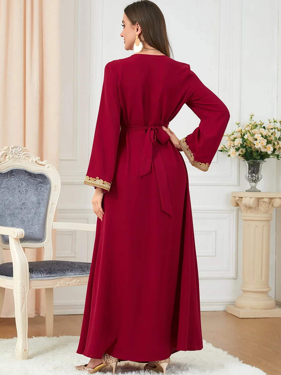 Dubai Abayas 2024 Elegant Lace Embroidery V-Neck Long Sleeve Party Dress with Belt Islam Oman Morocco Dresses for Women
