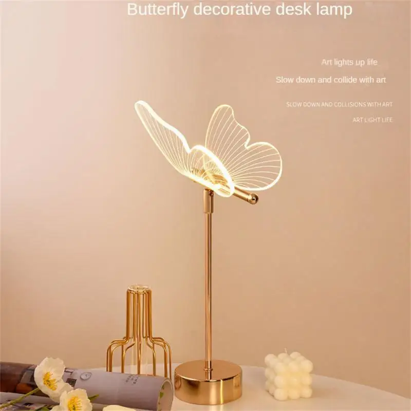 

Table Lamp Retro Gold Acrylic Butterfly LED Desk Lamp Hotel Villa Art Decor LED Table Light Living Room Bedside LED Night Lights