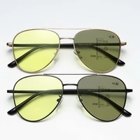 Night Vision Anti Blue Light Color Changing Presbyopia Glasses Near Far Use Reading Eyewear Toad Shaped Photochromic Glasses 2