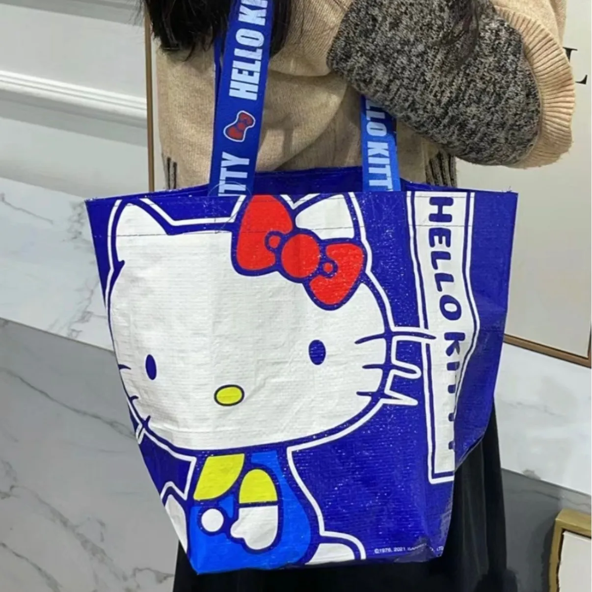 

Женская сумка-тоут из нетканого материала, с рисунком Hello Kitty