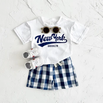 Set di abbigliamento per neonati e bambini, casual, 2 pezzi, t-shirt a maniche corte con stampa di lettere + pantaloncini a quadri, completo per neonati 0-3 anni