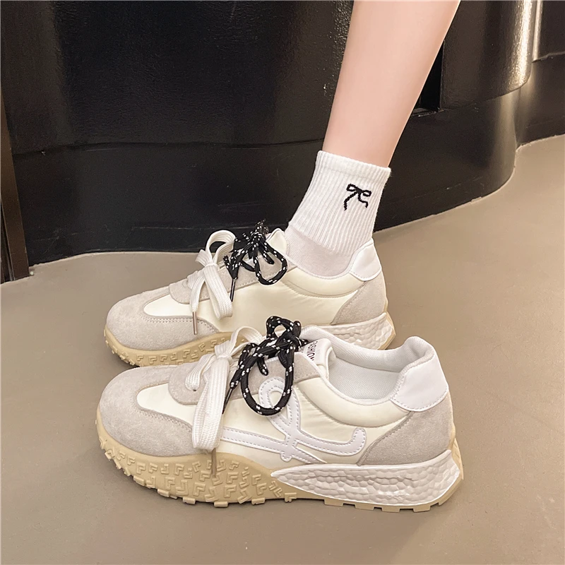 여성 스포츠 신발 캐주얼 레이스 업 여성 패션 Vulcanized 신발 혼합 색상 라운드 발가락 플랫 운동화 Zapatillas Mujer
