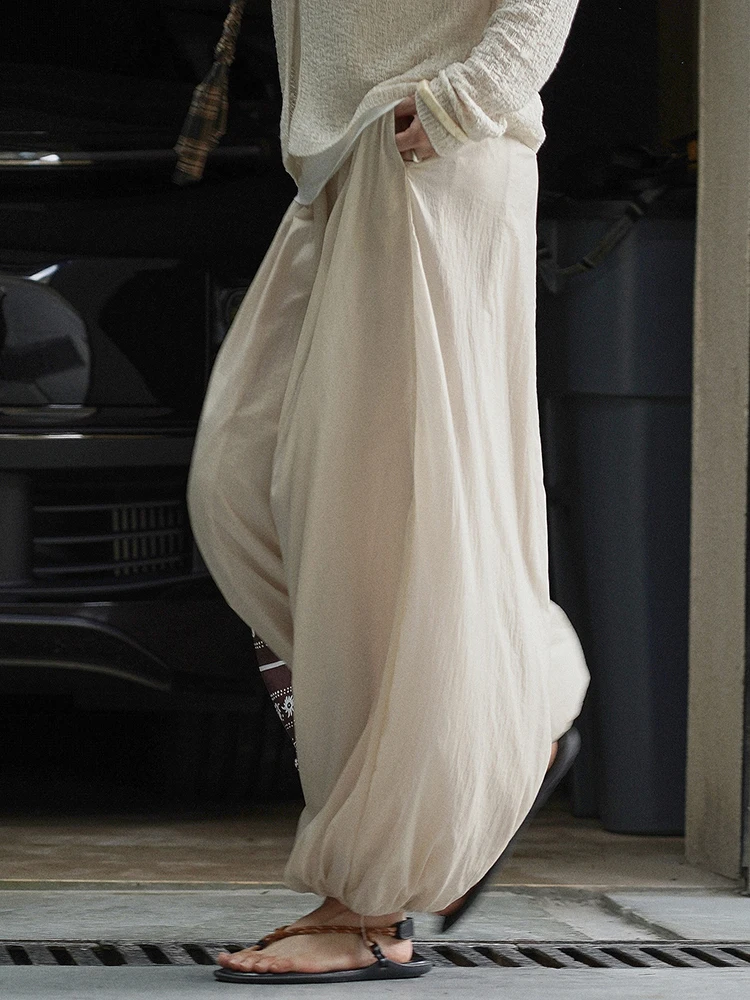 [EAM] High Elastic Waist White Thin Pleated Long Wide Leg Pants New Trousers Women Fashion Tide Spring Autumn 2026 1DJ3267