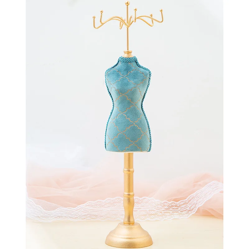 

New large Europe type restoring ancient ways personality of blue gold jewelry show wedding gifts window display