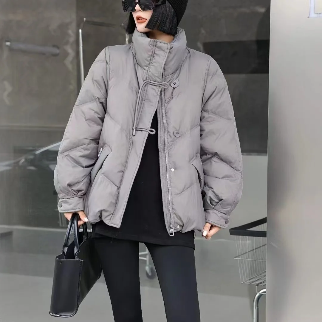 

White Duck Down Jacket Women Korea Streetwear 2023 Winter New Fashion Standing Collar Casual Short Loose Bread Down Coat