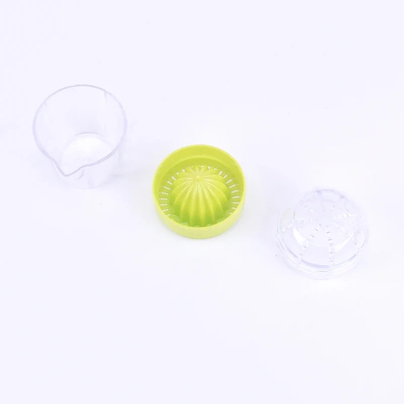 Portable Manual Juicer Orange Juicer Lemon Squeezer Multifunctional Fruit Juicer With Graduated Cup Kitchen Gadgets