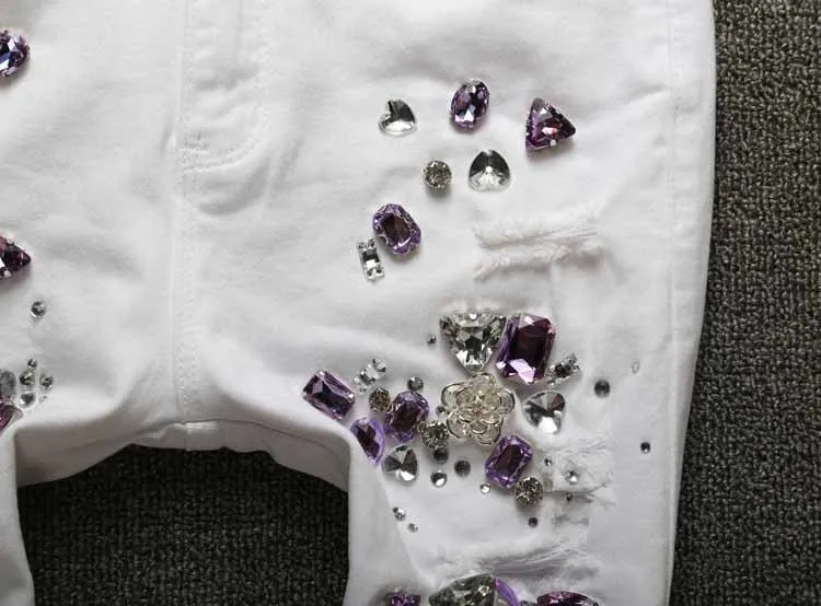 Spring Autumn Cotton Women Rhinestones Diamond Denim Jeans Slim Stretch Pencil skinny Jeans White Ripped jeans plus size 25-31 mom jeans