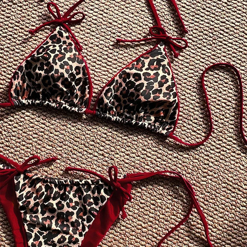 Leopard print bikini swimsuit - Model posing