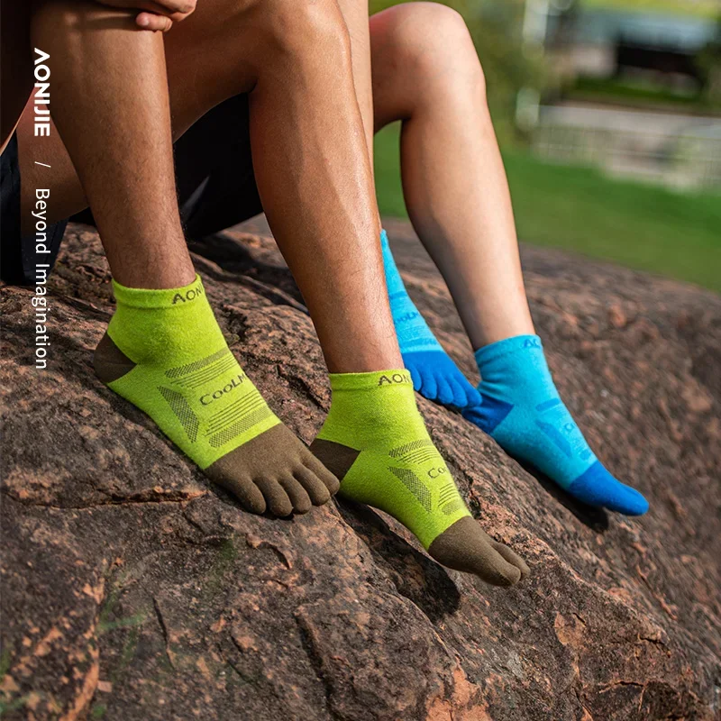 3 Pairs AONIJIE E4838 Running Socks Men Women Wear Resistant Non Slip Marathon Hiking Cycling Socks Race Tranning Sports Socks