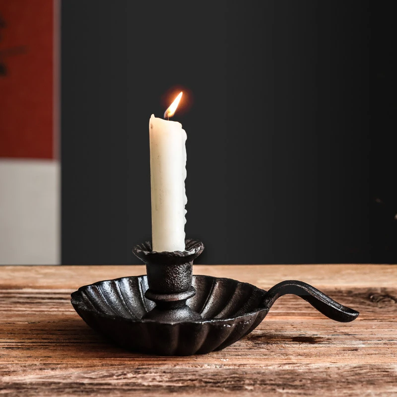 CAST IRON CANDLE HOLDER