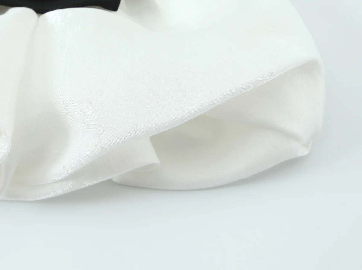 Women's Vest Summer New Style Black With White Color Sleeveless Stretch Top Vest Female Elegant Sophisticated Streetwear Top