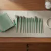 Kit de 13 brochas de maquillaje verde: Ideal para Principiantes y Viajes | Emoape